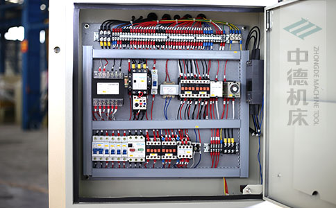 ZDS-832采用正品電氣元件，穩(wěn)定耐用壽命長.jpg